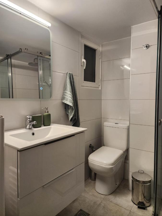 Newly Renovated Apartment 7 Min Walk From Acropolis Athens Luaran gambar