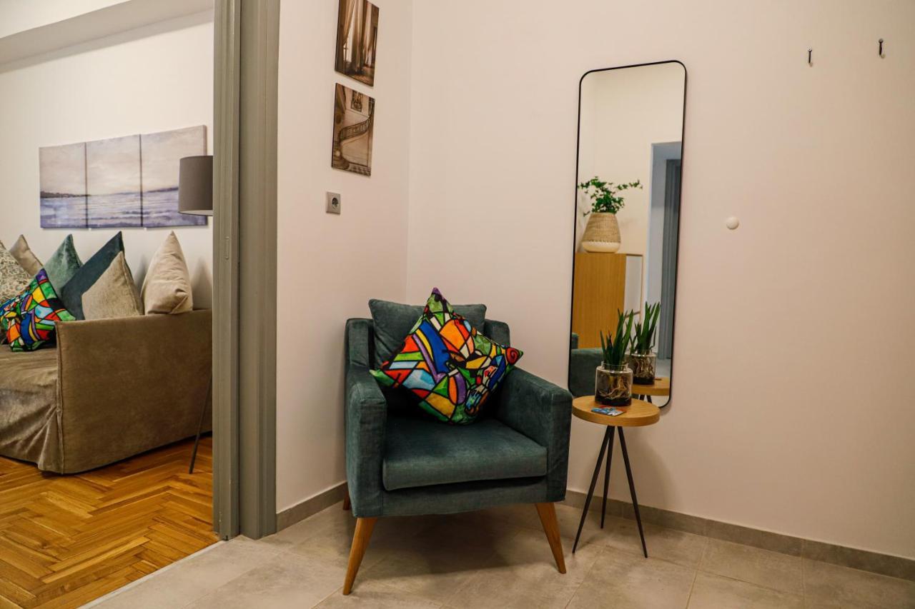 Newly Renovated Apartment 7 Min Walk From Acropolis Athens Luaran gambar
