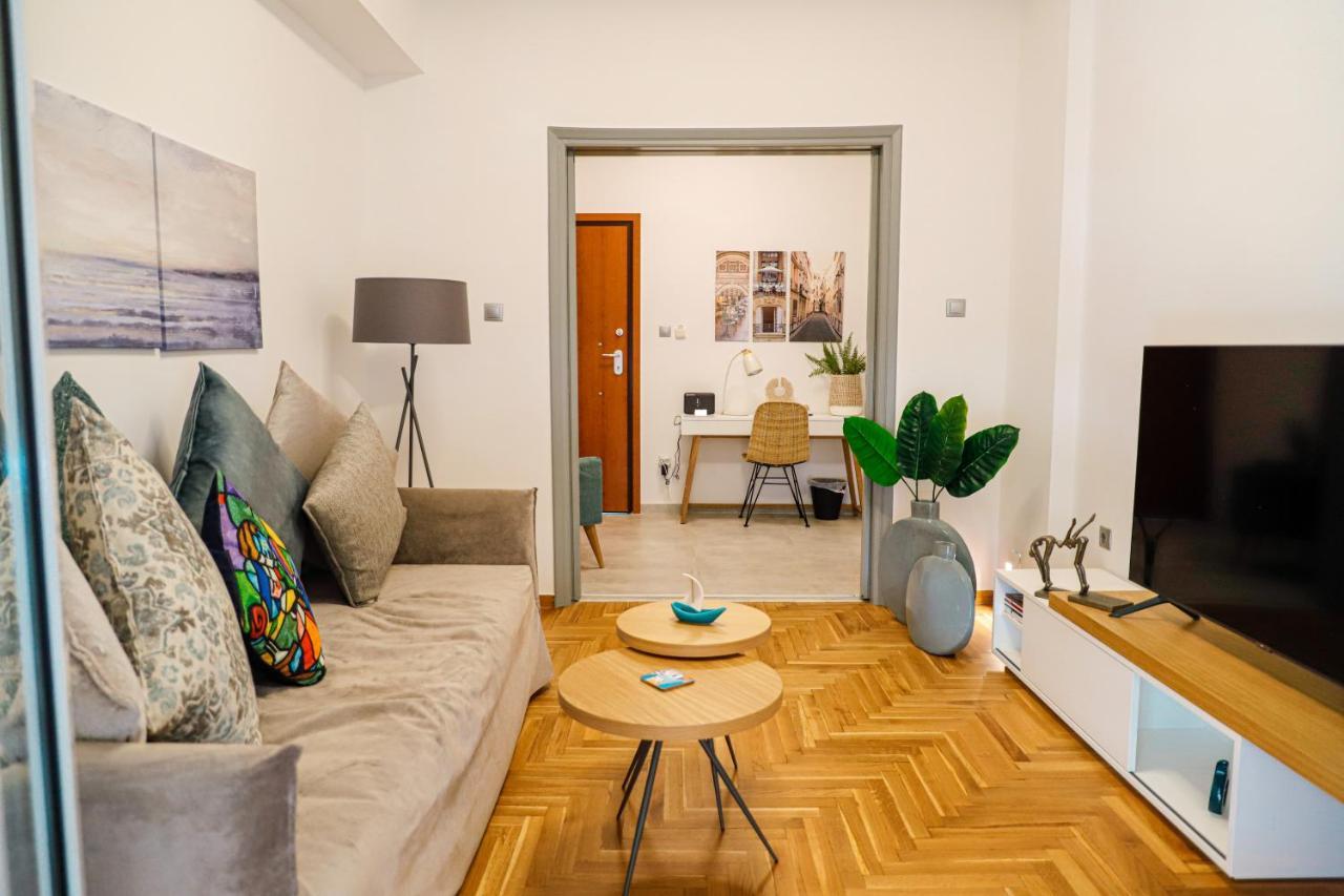 Newly Renovated Apartment 7 Min Walk From Acropolis Athens Luaran gambar
