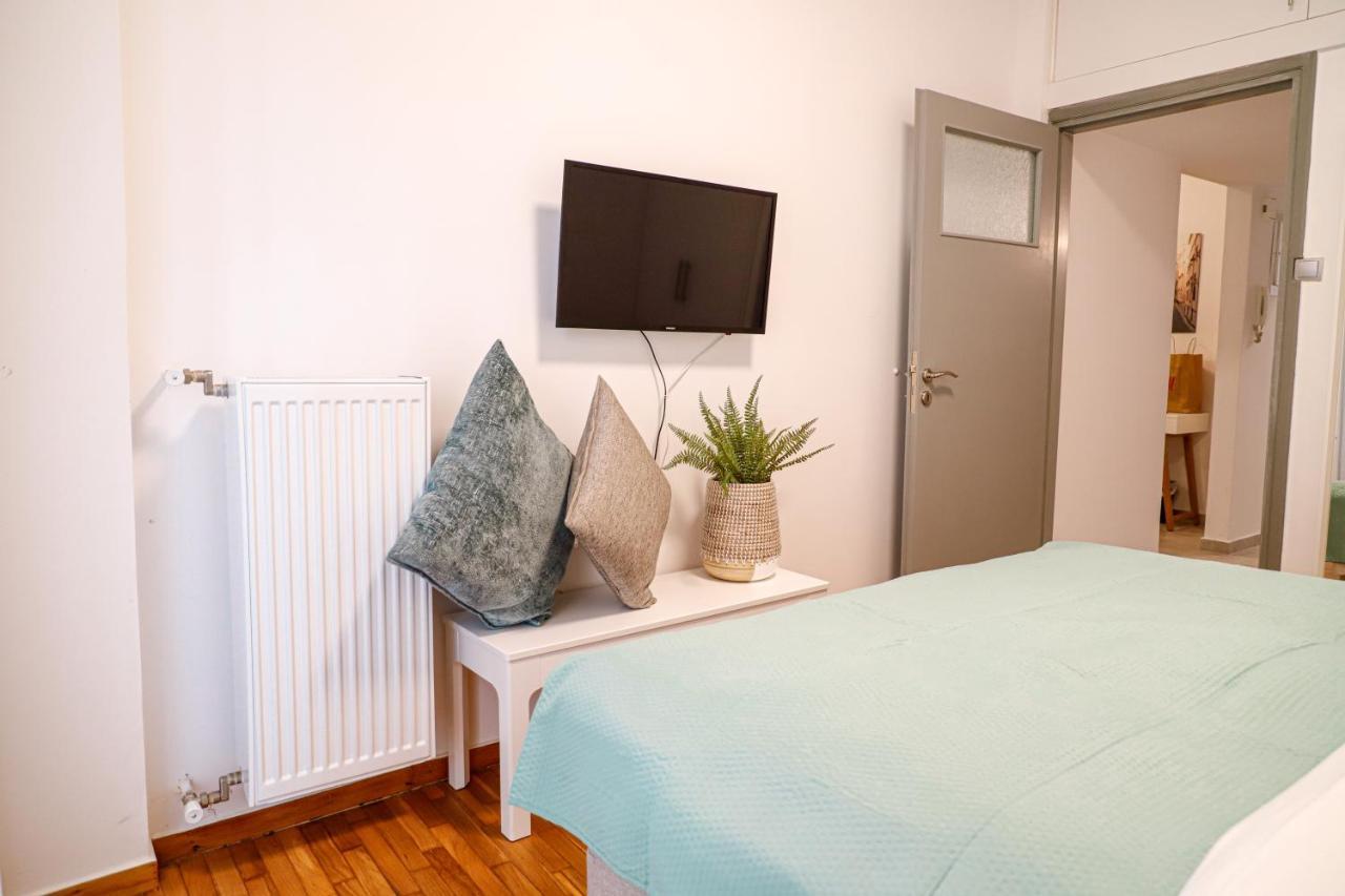 Newly Renovated Apartment 7 Min Walk From Acropolis Athens Luaran gambar